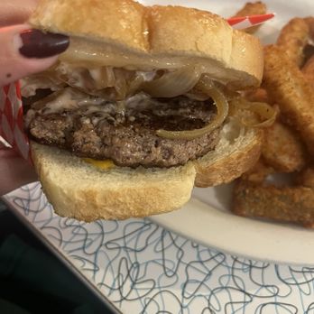 Dale's Diner - Patty Melt - Diners Near Me - Long Beach, California