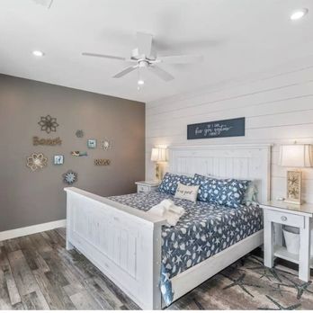 Recharge by the Sea - King Beachside master with en-suite bath - Vacation Rentals Near Me Recharge by the Sea - King Beachside master with en-suite bath - Vacation Rentals Near Me