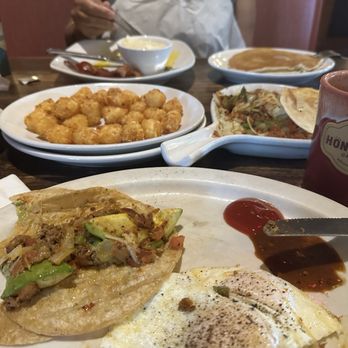 Honey-Jam Cafe - COMBO EGGS AND CHORIZO SKILLET - Cafes Near Me - Bolingbrook, Illinois Honey-Jam Cafe - COMBO EGGS AND CHORIZO SKILLET - Cafes Near Me - Bolingbrook, Illinois