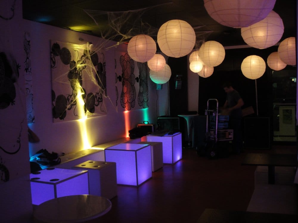 WHITE BUDDHA LOUNGE & CAFE CLOSED 14 Photos & 20 Reviews 1360 N