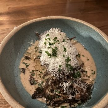 Verse - Mushroom Linguini - Seafood Near Me - Toluca Lake, California