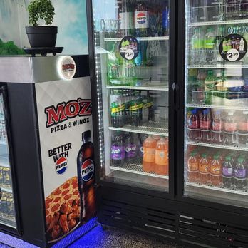Mo'z Pizza and Wingz - Drink choices - Pizza Near Me - Amherst, New York Mo'z Pizza and Wingz - Drink choices - Pizza Near Me - Amherst, New York