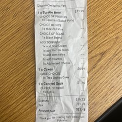 Lettuce is nowhere on the burrito bowl order yet was on the actual burrito bowl