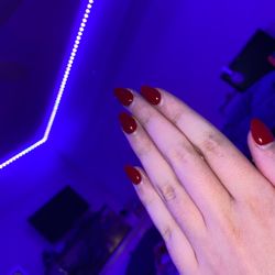 iNails - WRONG colored nails