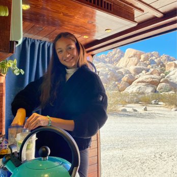 Exotic campers - Cooking in the van - RV Rental Near Me - Los Angeles, California Exotic campers - Cooking in the van - RV Rental Near Me - Los Angeles, California