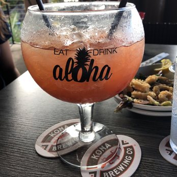 Restaurant 604 - Cabana 604 fishbowl - Breakfast & Brunch Near Me - Honolulu, Hawaii