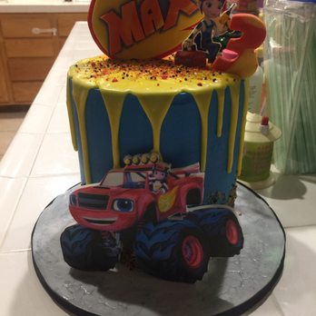 Arty Crafty Cakes - monster truck cake - Custom Cakes Near Me - Corona, California Arty Crafty Cakes - monster truck cake - Custom Cakes Near Me - Corona, California