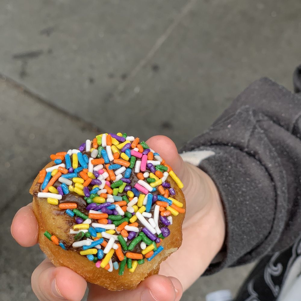Daily Dozen Doughnut - Sprinkle donut - Bakeries Near Me - Seattle, Washington Daily Dozen Doughnut - Sprinkle donut - Bakeries Near Me - Seattle, Washington