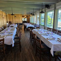 Huff's at Bridge Bay