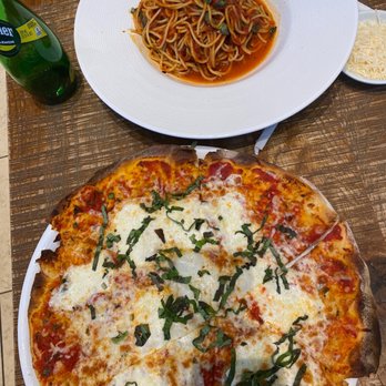 California Pizza Kitchen - Margherita Tomato Basil Spaghetti - Pizza Near Me - Paramus, New Jersey California Pizza Kitchen - Margherita Tomato Basil Spaghetti - Pizza Near Me - Paramus, New Jersey