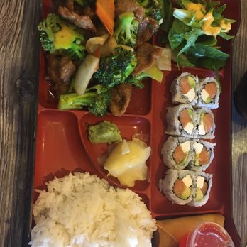 China Aaa - Bento w/ Beef Broccoli and Philly Roll - Chinese Near Me - Las Vegas, Nevada China Aaa - Bento w/ Beef Broccoli and Philly Roll - Chinese Near Me - Las Vegas, Nevada