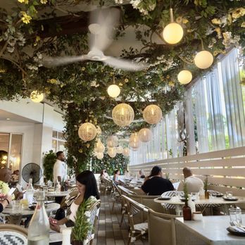 Motek - Mediterranean Near Me - Aventura, Florida