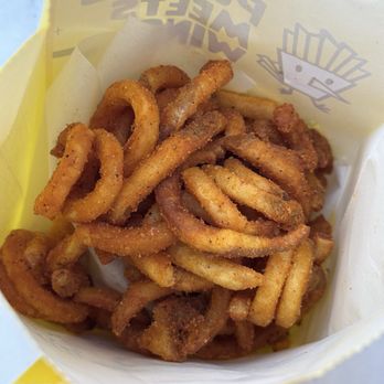Potato Meets Wing - Chili bbq curly fries - Chicken Wings Near Me - San Francisco, California