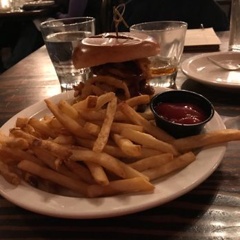 Gigglewaters - The Hendry burger - American Near Me - Safety Harbor, Florida