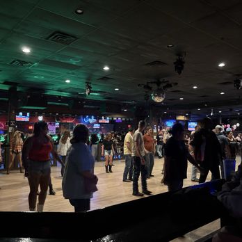 Round Up NightClub - Line Dancing class - American Near Me - Davie, Florida