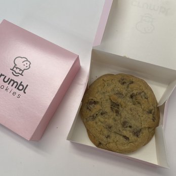 Crumbl - Sunshine Square - Chocolate chip cookie - Bakeries Near Me - Boynton Beach, Florida Crumbl - Sunshine Square - Chocolate chip cookie - Bakeries Near Me - Boynton Beach, Florida
