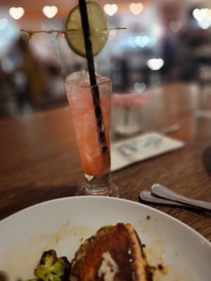 DW Bistro by null