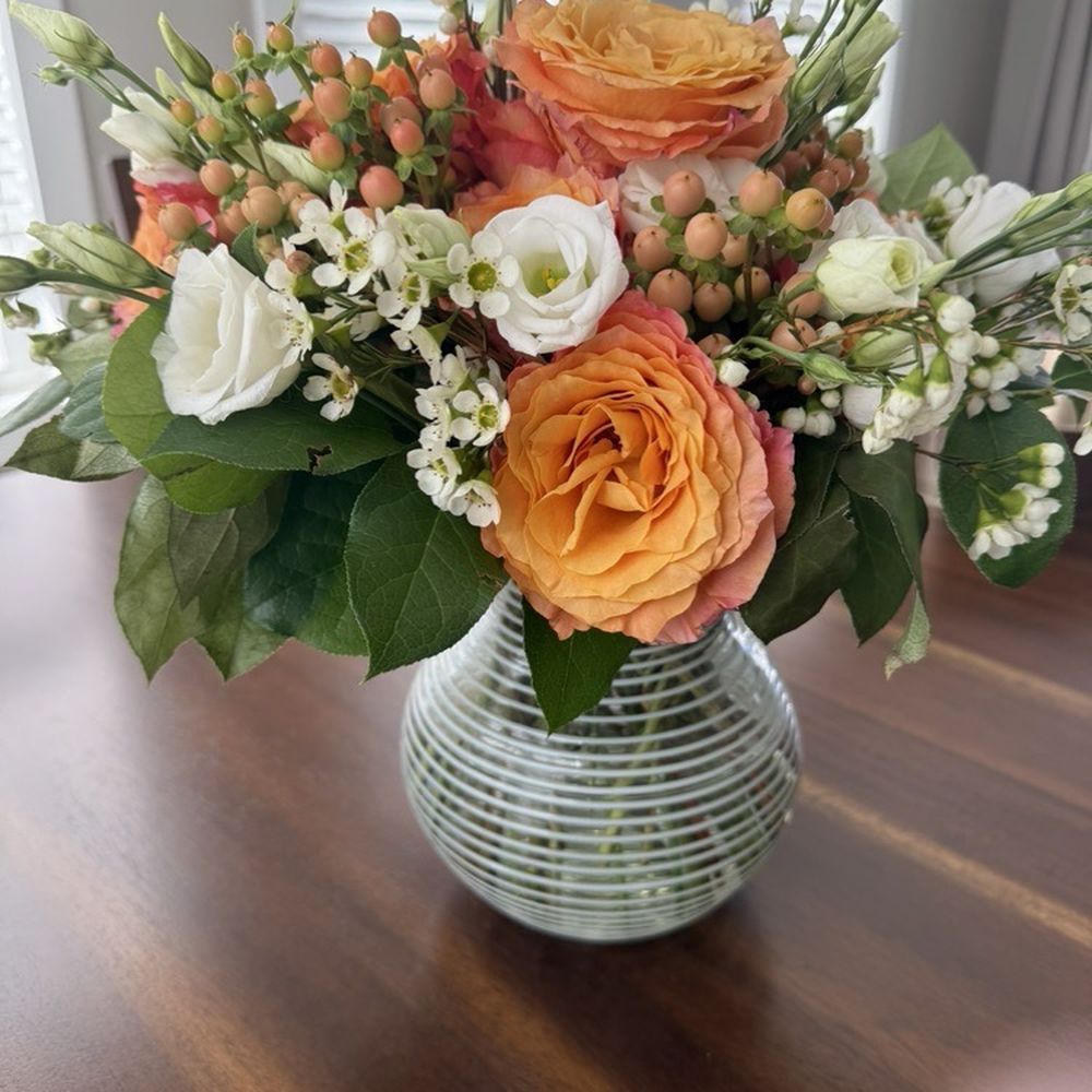 Flowers By Donna - Wedding bouquet day after in vase. - Florists Near Me - Annapolis, Maryland Flowers By Donna - Wedding bouquet day after in vase. - Florists Near Me - Annapolis, Maryland