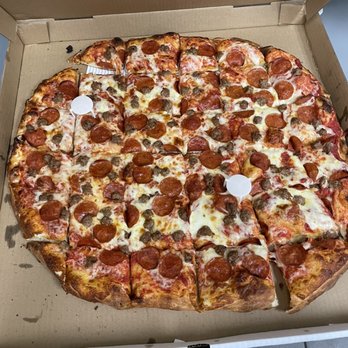Mike's Pizza - They have great pizza - Pizza Near Me - San Dimas, California