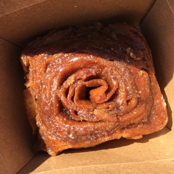 Devil's Teeth Baking Company - Cinnamon roll, soft and crispy at the same time, super sweet and delicious - Bakeries Near Me - San Francisco, California Devil's Teeth Baking Company - Cinnamon roll, soft and crispy at the same time, super sweet and delicious - Bakeries Near Me - San Francisco, California