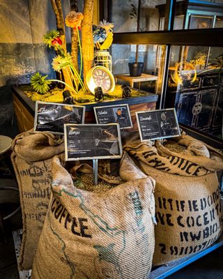 Gäbi Coffee & Bakery by null