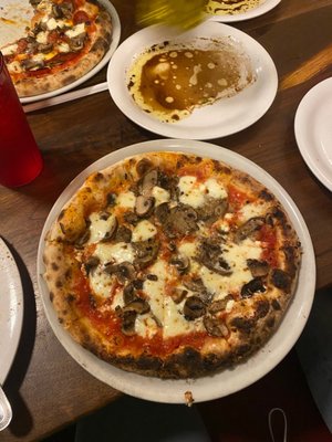 Pizza Brutta by null