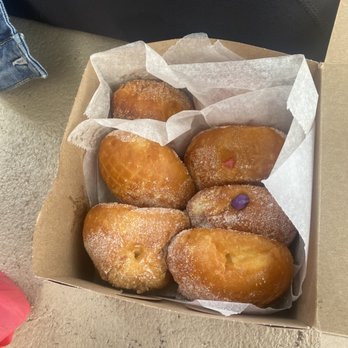 Leonard's Bakery - My six pack of malasada puffs! They are huge! - Bakeries Near Me - Honolulu, Hawaii Leonard's Bakery - My six pack of malasada puffs! They are huge! - Bakeries Near Me - Honolulu, Hawaii