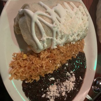 Estrellita Poblana IV - Burrito de Pollo Dinner - Mexican Near Me - Bronx, New York Estrellita Poblana IV - Burrito de Pollo Dinner - Mexican Near Me - Bronx, New York