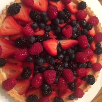 Cafe Borrone - Berry tart. - Breakfast & Brunch Near Me - Menlo Park, California