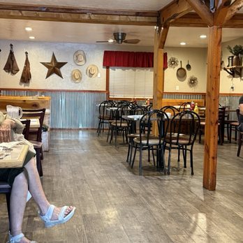 Rustler's Restaurant - American Near Me - Tropic, Utah Rustler's Restaurant - American Near Me - Tropic, Utah