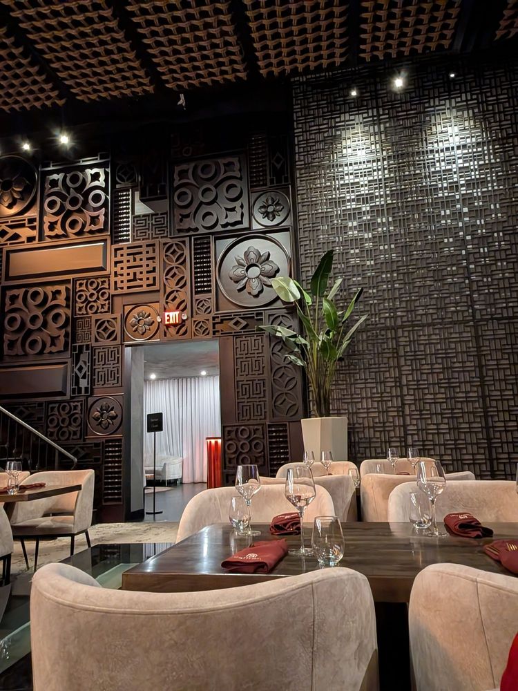 Saffron Lounge - Photo 2