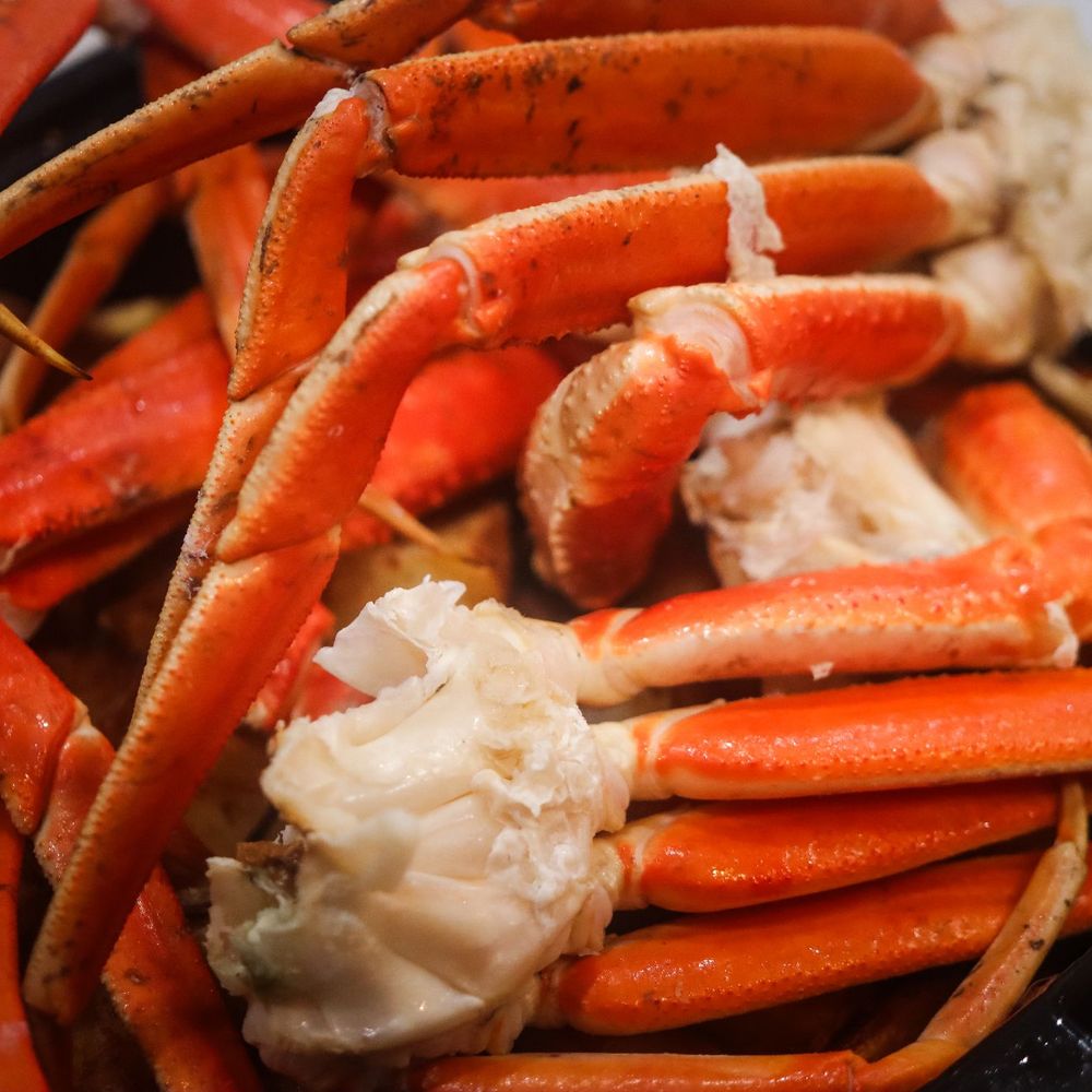 Red Lobster - Snow crab legs, 2 lbs - Seafood Near Me - Tampa, Florida Red Lobster - Snow crab legs, 2 lbs - Seafood Near Me - Tampa, Florida