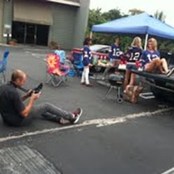 L'Heureux Studios & Professional ECommerce Photography - Grabbing some shots from a ground perspective