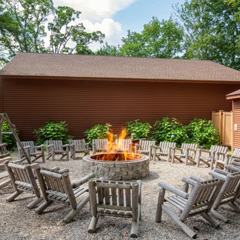 Sun Outdoors Saco Old Orchard Beach - Community Firepit - RV Parks Near Me - Saco, Maine Sun Outdoors Saco Old Orchard Beach - Community Firepit - RV Parks Near Me - Saco, Maine