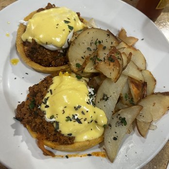 Vovomeena - Mexican Benedict - Coffee & Tea Near Me - Phoenix, Arizona