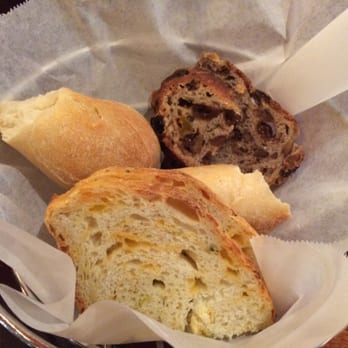 Carlyle - Complimentary Bread Basket - New American Near Me - Arlington, Virginia