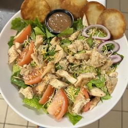Bear Creek Golf Complex - Garden salad with fried tortillas