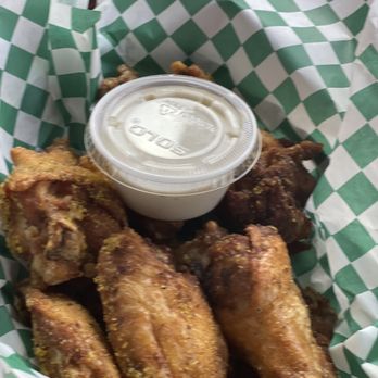 Pizzeria Sapienza CLT - Lemon Pepper Wings 10 peice - Pizza Near Me - Charlotte, North Carolina
