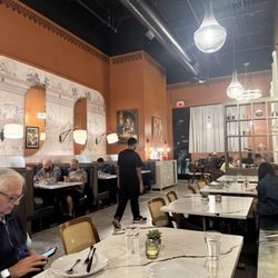 Naan at Nexton - Dining room