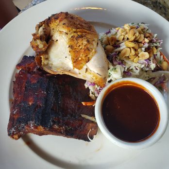 131 MAIN Restaurant - Chicken and rib - New American Near Me - Blakeney, North Carolina 131 MAIN Restaurant - Chicken and rib - New American Near Me - Blakeney, North Carolina