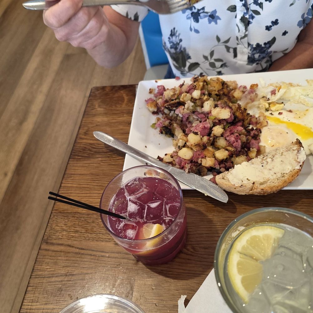 Over Easy - Surprise - Corned beef hash - Breakfast & Brunch Near Me - Surprise, Arizona Over Easy - Surprise - Corned beef hash - Breakfast & Brunch Near Me - Surprise, Arizona