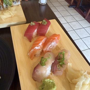 Sushi Easy - Yellow tail, salmon, and tuna nigiri - Sushi Bars Near Me - San Francisco, California Sushi Easy - Yellow tail, salmon, and tuna nigiri - Sushi Bars Near Me - San Francisco, California