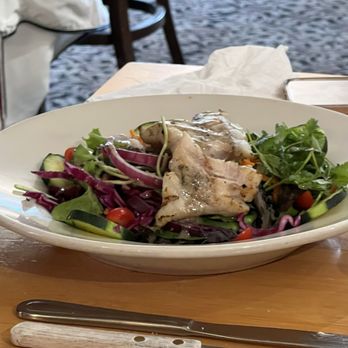 Mendocino Cafe - Big River Salad - Cafes Near Me - Mendocino, California