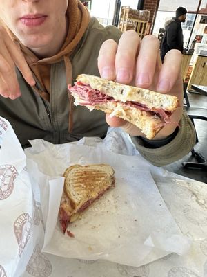 NORTH BUENA DELI (UPTOWN) by null