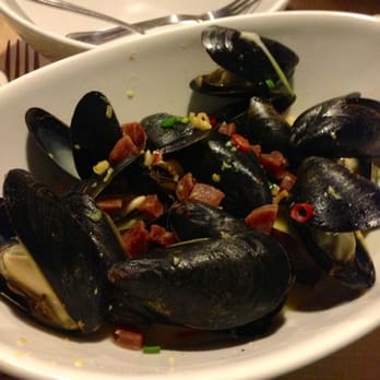 Maple Ave Restaurant - Spicy Steamed Mussels - New American Near Me - Vienna, Virginia