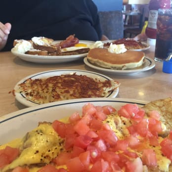 IHOP - Breakfast & Brunch Near Me - BAKERSFIELD, California