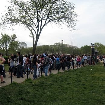 Smithsonian Metro Station - Photo of people ENTERING the metro station (Mall exit) during Cherry Blossom season, late afternoon. - Train Stations Near Me - Washington, DC, District of Columbia Smithsonian Metro Station - Photo of people ENTERING the metro station (Mall exit) during Cherry Blossom season, late afternoon. - Train Stations Near Me - Washington, DC, District of Columbia