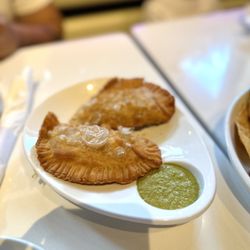 Mojo - Chicken empanadas