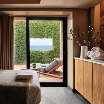 The Seawater Spa - An Indoor-Outdoor treatment room at Seawater Spa - Skin Care Near Me - Montauk, New York The Seawater Spa - An Indoor-Outdoor treatment room at Seawater Spa - Skin Care Near Me - Montauk, New York