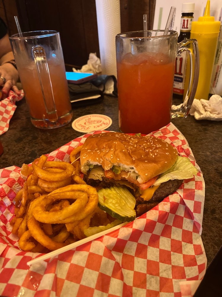 Food from Ron's Place